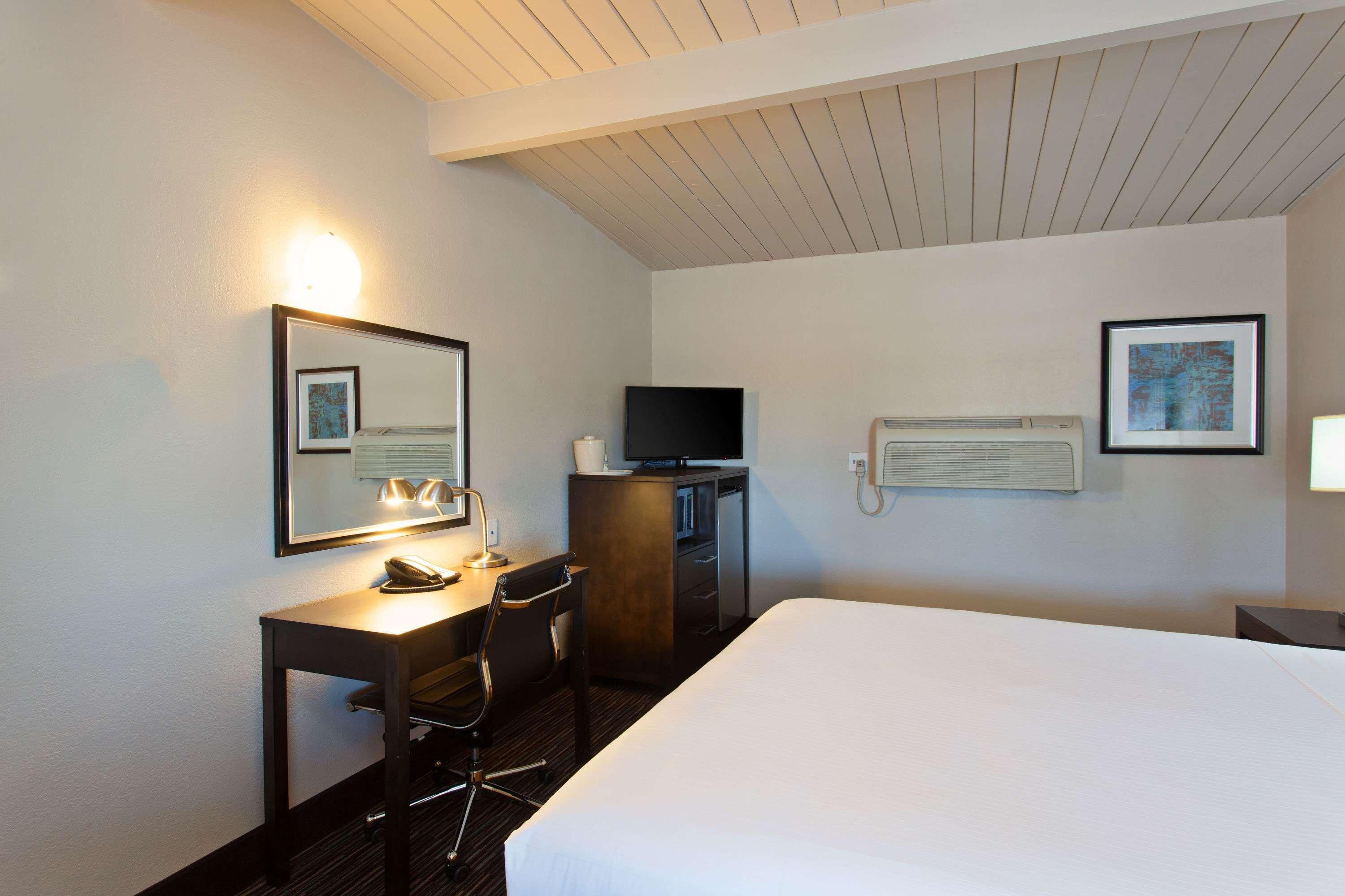 Days Inn By Wyndham Chowchilla Gateway To Yosemite Екстер'єр фото