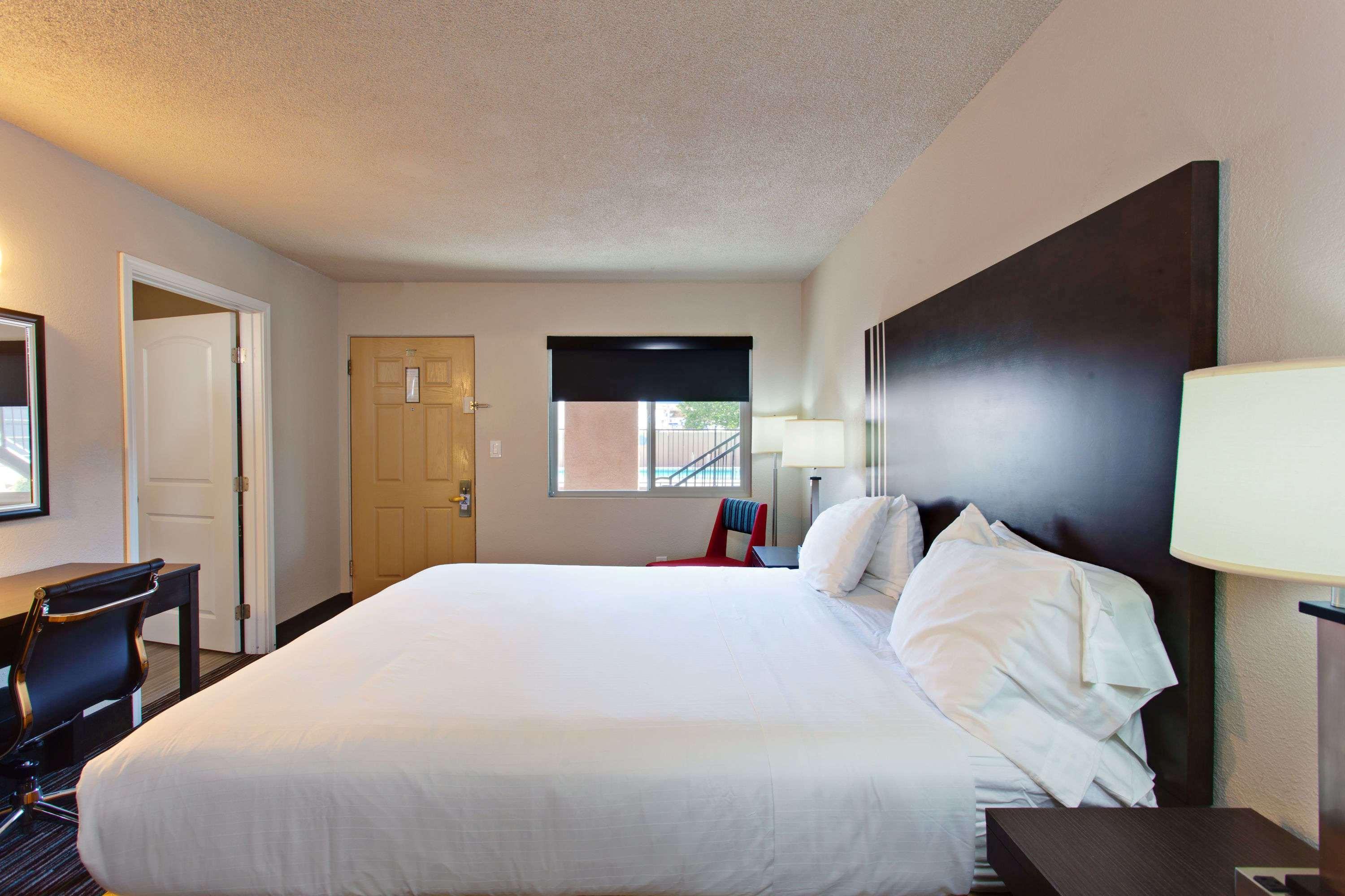 Days Inn By Wyndham Chowchilla Gateway To Yosemite Екстер'єр фото